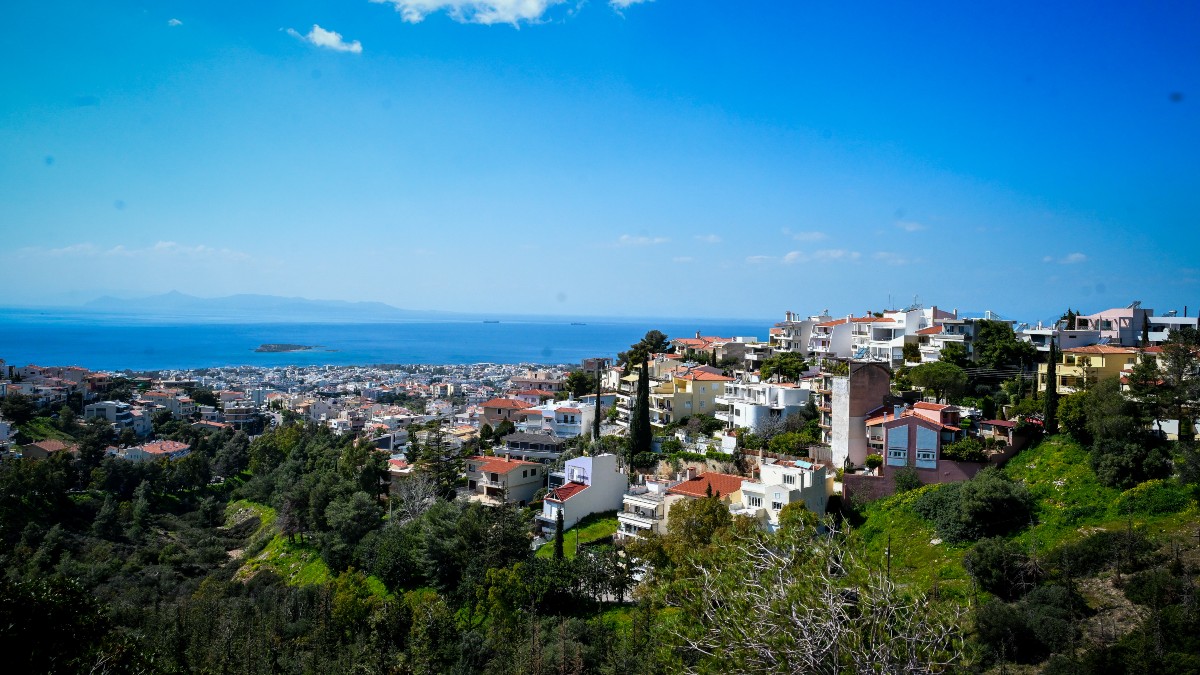 Καιρός σήμερα 14/3: Ηλιόλουστο το σκηνικό – Πότε θα σημειωθεί πτώση της θερμοκρασίας σύμφωνα με Αρνιακό και Ζιακοπούλου