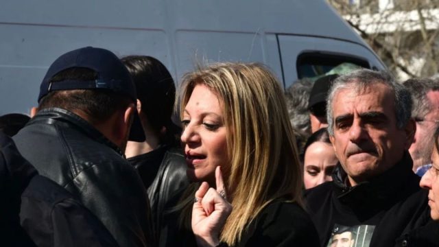 Μαρία Καρυστιανού: Ποιες είναι οι «κακόβουλες ψυχές» που «καλλιεργούν τη διάσπαση και τον διχασμό»;