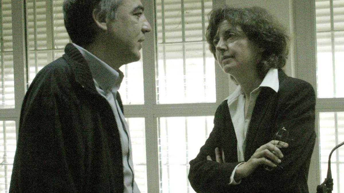 Ιωάννα Κούρτοβικ: Το βιογραφικό και η εμπλοκή της στη δίκη της 17 Νοέμβρη