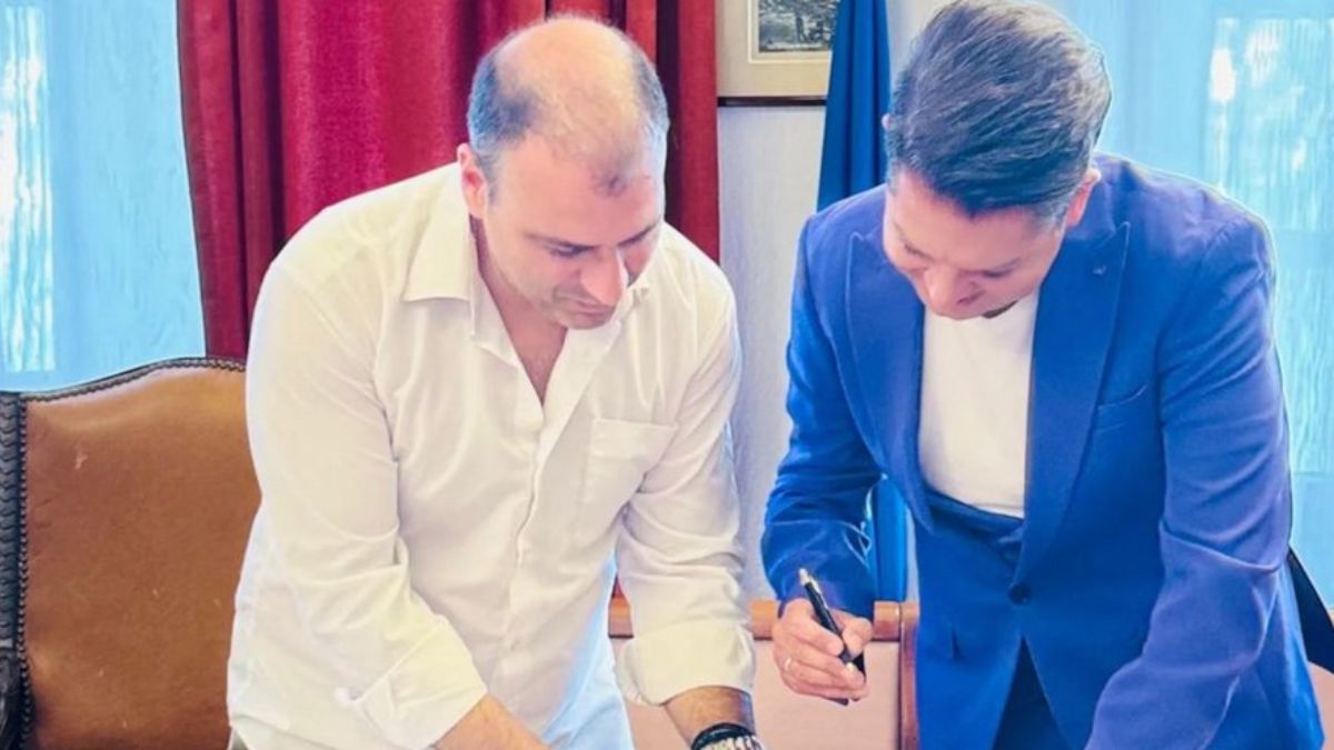Ο Γιάννης Πουλόπουλος και ο σύζυγός του