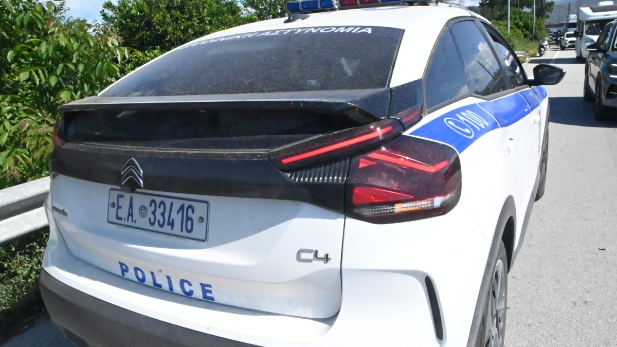 Μαφιόζικη επίθεση στη Λεωφόρο Μαραθώνος: Γάζωσαν Ι.Χ. με 7 σφαίρες και εξαφανίστηκαν – Ο ρόλος της τουρκικής μαφίας