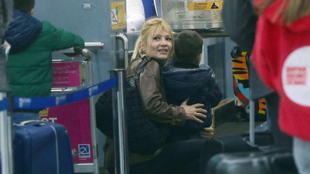 Φαίη Σκορδά: Στο νοσοκομείο ο 13χρονος γιος της – Η στιγμή που την ανάγκασε να φύγει από τον «αέρα»