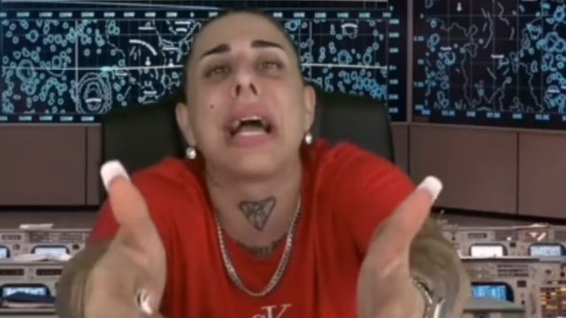 Το τερμάτισε η Super Κική σε ερώτηση «τι κάνεις όταν η γυναίκα θέλει μόνο από πάνω»