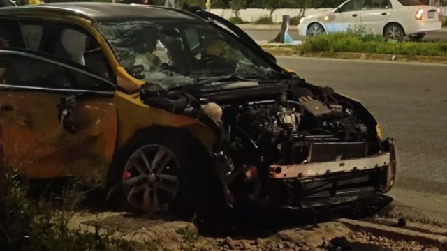 Τροχαίο δυστύχημα στη Βούλα: Με κόκκινο πέρασε ο 24χρονος που έπεσε πάνω στο ταξί της 58χρονης που σκοτώθηκε