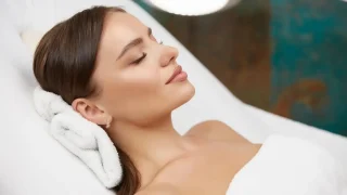 2 καινοτόμες θεραπείες για σφριγηλό κορμί και νεανικό δέρμα από τα Medi Cosmetic