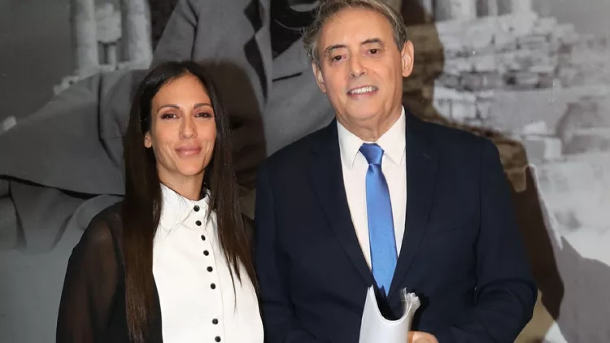 Πώς θέλει τις γυναίκες ο Ιορδάνης Χασαπόπουλος και πώς του απαντάει η Ανθή Βούλγαρη για την κυτταρίτιδα