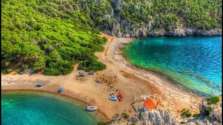 Η Κόρινθος είναι το κοντινό διαμάντι που αξίζει να επισκεφτείς.