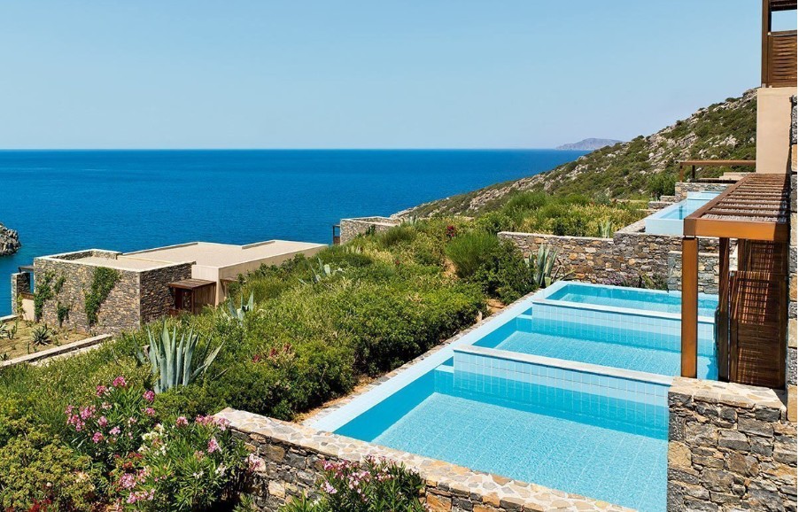 Δωμάτιο με infinity pool