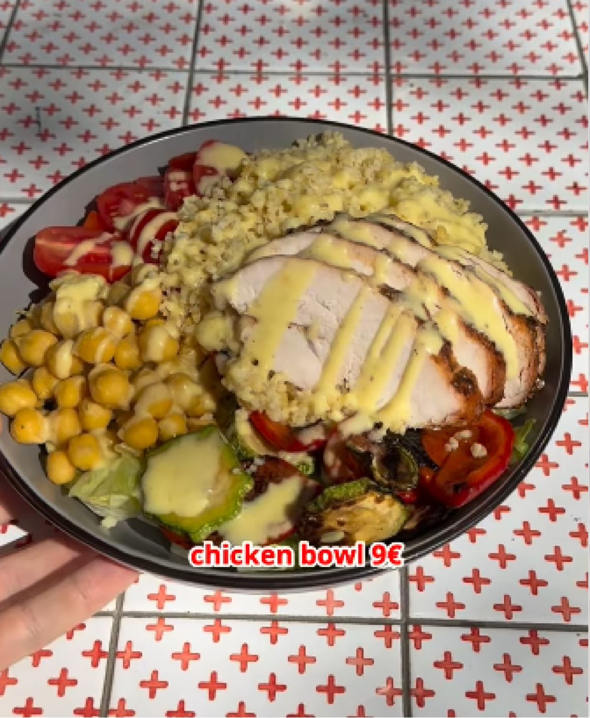 Chicken bowl στο Μιαμ μιαμ