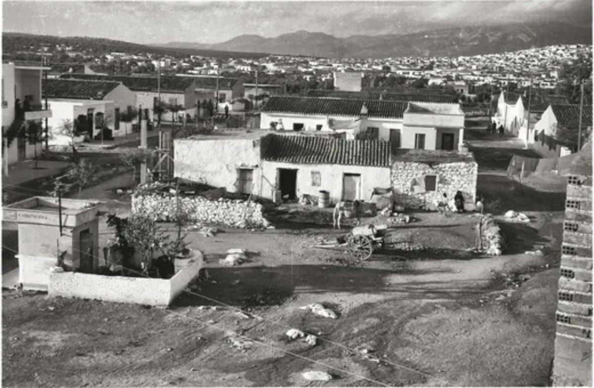 Φιλοξενούσε κυρίως πρόσφυγες που είχαν φτάσει από τη Μικρά Ασία