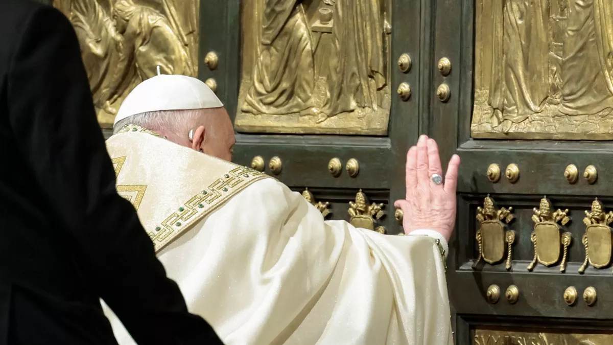 Υπηρέτησε ως αρχιεπίσκοπος Μπουένος Άιρες από το 1998 έως το 2013