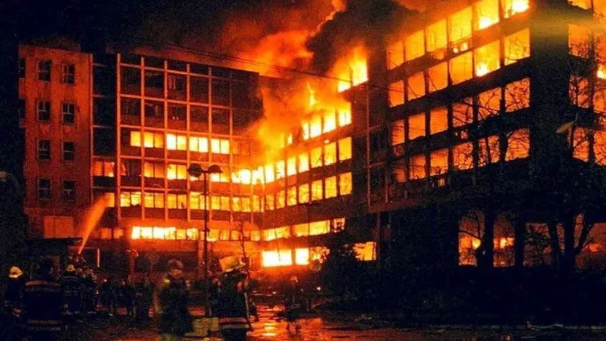 Σαν σήμερα, 23 Απριλίου 1999: Ο βομβαρδισμός της σερβικής τηλεόρασης στο Βελιγράδι και το ρήγμα στον πόλεμο του Κοσσυφοπεδίου