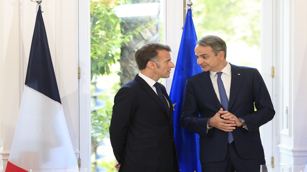 Στιγμές από την υπογραφή της συμφωνίας