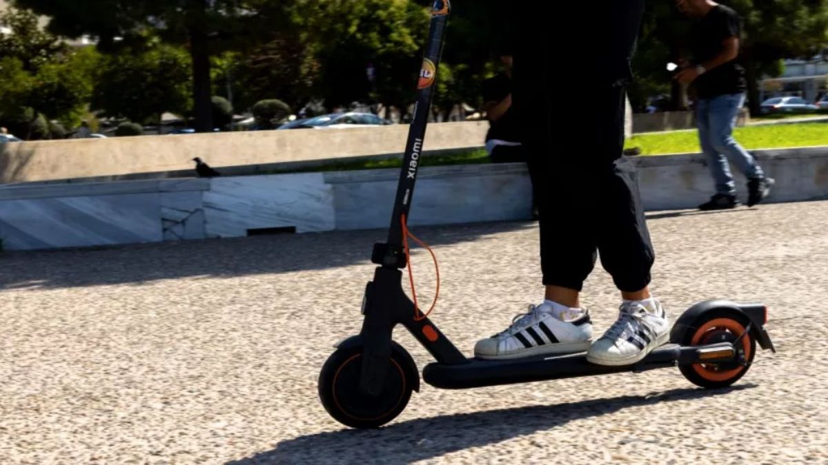«Πόλεμος» στην άσφαλτο: Ο θάνατος του 13χρονου στην Ηλεία ξεσκεπάζει την αλήθεια για τα ηλεκτρικά πατίνια – Η ομολογία των γιατρών που σοκάρει