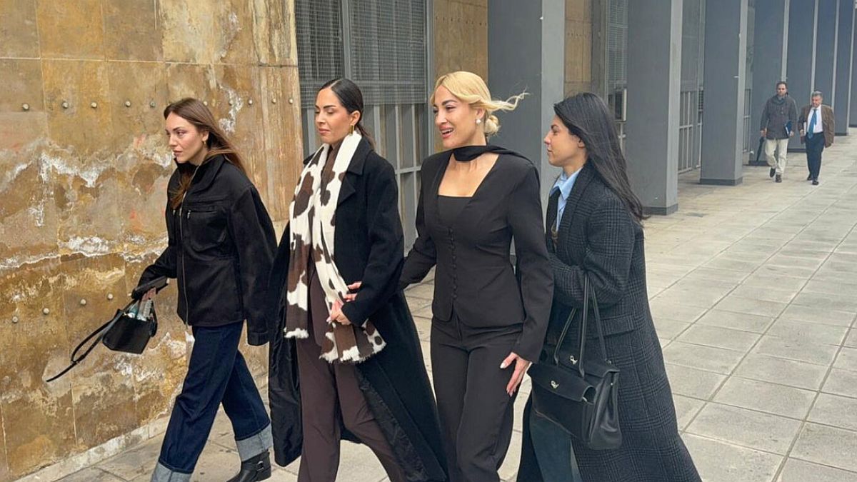 Ιωάννα Τούνη: «Να λάμψει η αλήθεια αυτή την Πρωταπριλιά» – Η ώρα της απόφασης στη δίκη για το revenge porn