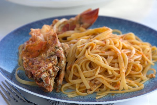 Μεγάλη Δευτέρα: Τι συμβολίζει και τι τρώμε την πρώτη ημέρα της Μεγάλης Εβδομάδας Tromes