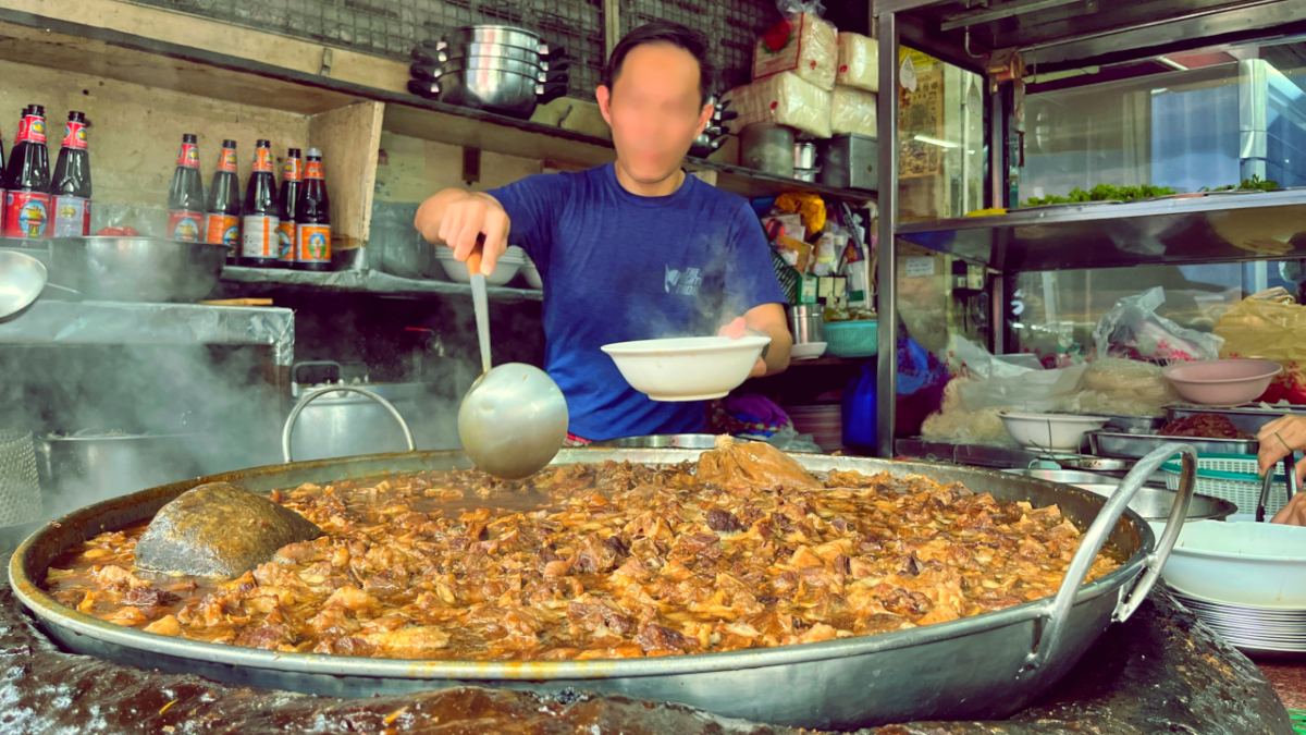 Το εστιατόριο που δεν έσβησε ποτέ τη φωτιά