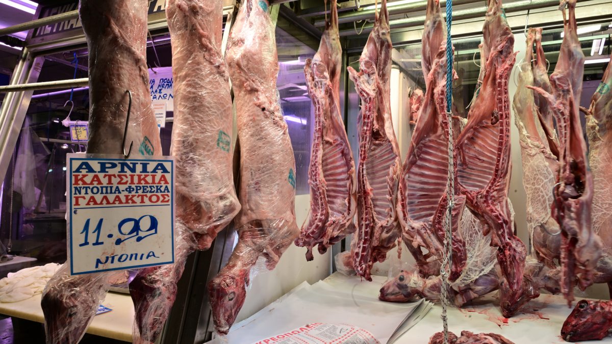 Οι πολίτες καταγγέλλουν την ακρίβεια στην αγορά