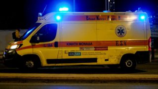 Τραγωδία στην Εύβοια: 17χρονος έχασε τη ζωή του σε θανατηφόρο τροχαίο μετά από σύγκρουση με ασθενοφόρο