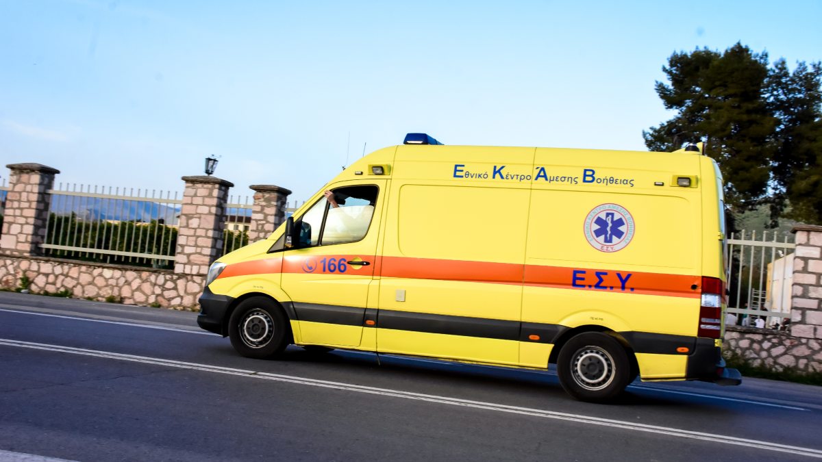 Τραγωδία στη Μαγνησία: 96χρονη αυτοπυρπολήθηκε στην αυλή της μετά τον θάνατο της κόρης της