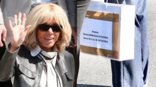 Η Μπριζίτ Μακρόν επισκέφθηκε τη Μαρέβα Μητσοτάκη στο σπίτι της για να της ευχηθεί ταχεία ανάρρωση.