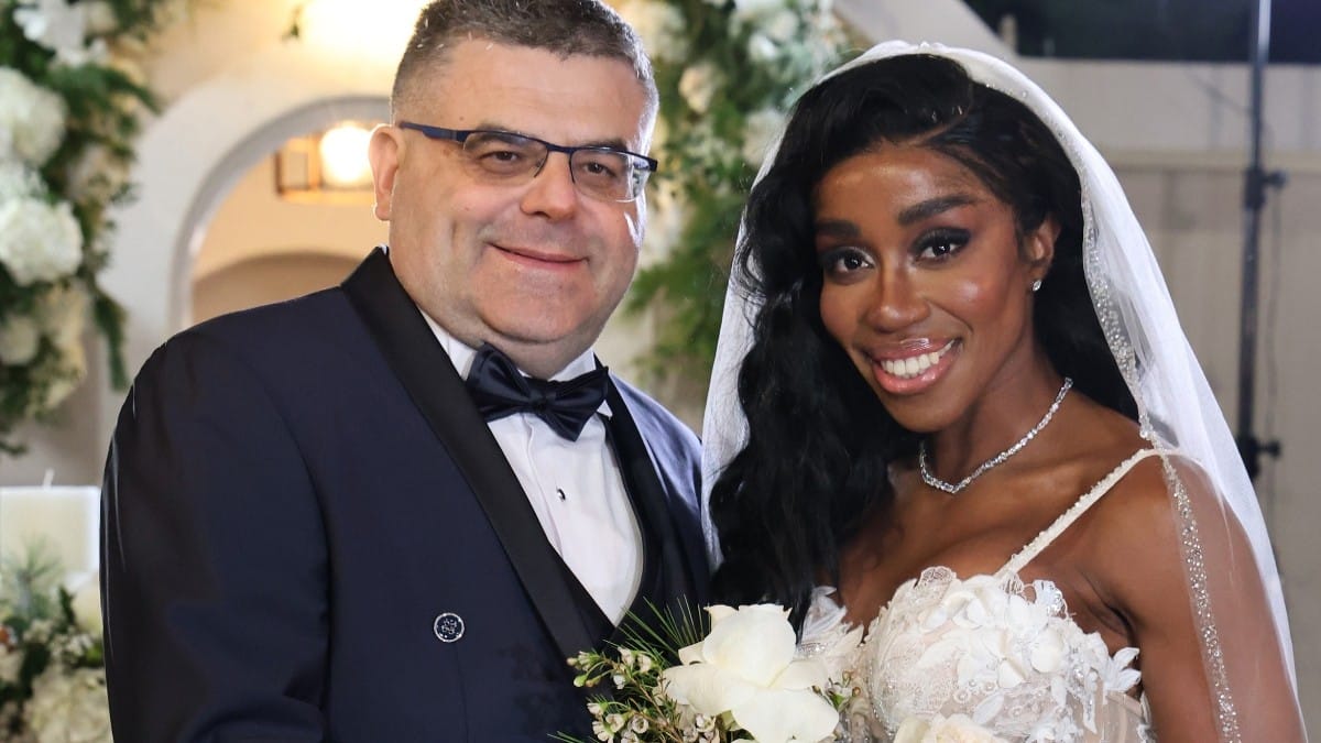 Περιμένει το πρώτο της παιδί