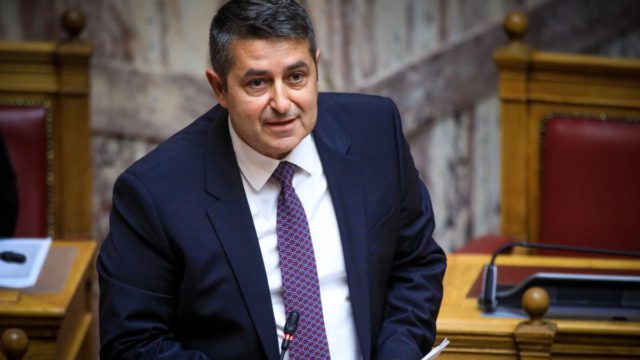 Ο Θεός στο πλευρό του Γιώργου Μυλωνάκη: «Καθαρές» οι εξετάσεις στον εγκέφαλο, βγήκε από τη βαριά καταστολή!