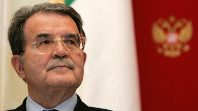 Σαν σήμερα, 21 Απριλίου 1996: Η «Ελιά» ανατρέπει τον Μπερλουσκόνι και αλλάζει πολιτικό σκηνικό στην Ιταλία