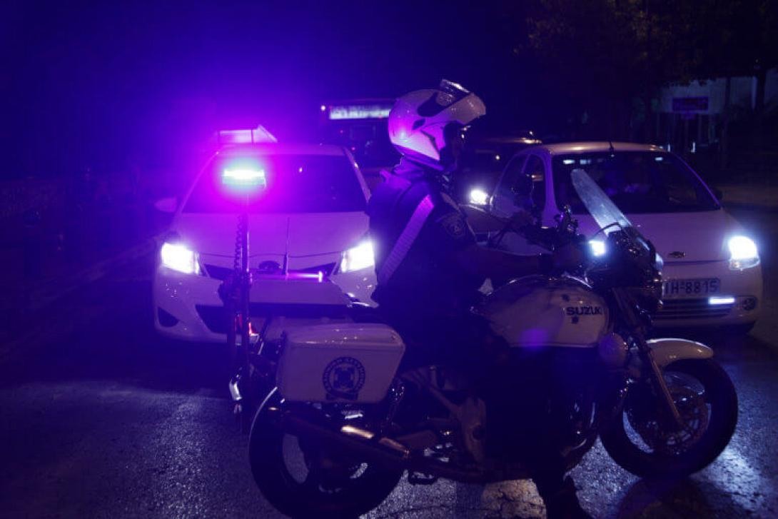 Σε κλίμα βαθιάς θλίψης βυθίστηκε η Μύκονος μετά τον εντοπισμό 53χρονου άνδρα νεκρού στην περιοχή του νεκροταφείου στο Μαράθι.