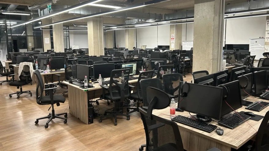 Συντονισμένη επιχείρηση σε τηλεφωνικά κέντρα στην Αλβανία οδήγησε στην εξάρθρωση διεθνούς κυκλώματος απάτης.