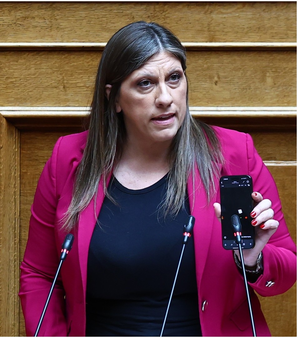 Σφοδρή σύγκρουση στη Βουλή με φόντο τη Γάζα και τη Ζωή Κωνσταντοπούλου να παρουσιάζει ηχητικά ντοκουμέντα από το βήμα.
