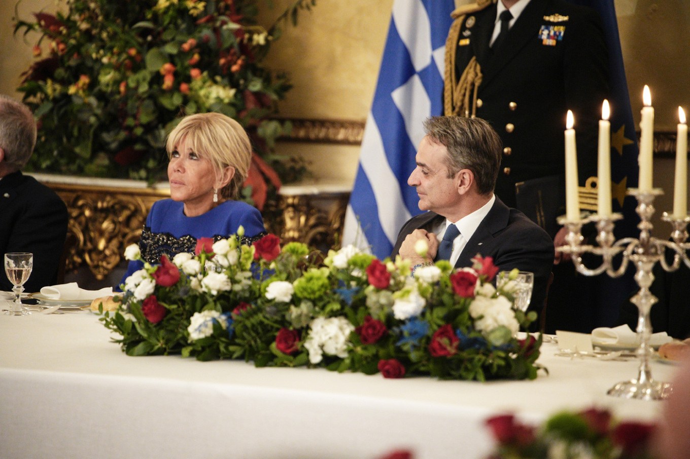 Μπριζίτ Μακρόν και Κυριάκος Μητσοτάκης