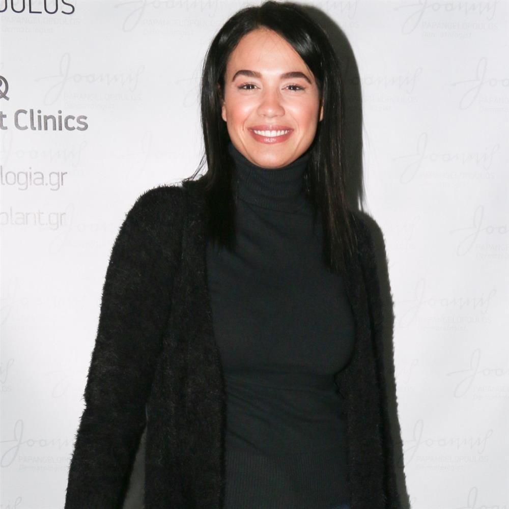 Η αισιόδοξη ματιά της για το μέλλον και η νέα σελίδα στην προσωπική ζωή που διανύει η Πηνελόπη Πλάκα.