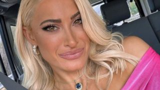 Ιωάννα Τούνη: Γιατί η Ελλάδα λατρεύει να μισεί την πιο επιτυχημένη influencer;