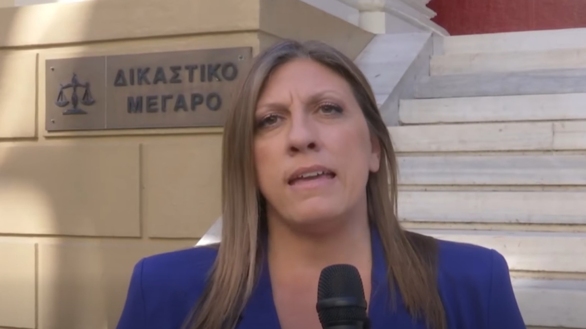 Τρολάρουν στα social την Κωνσταντοπούλου για το Πάσχα! Σε ποιον ετοιμάζει εκταφή;