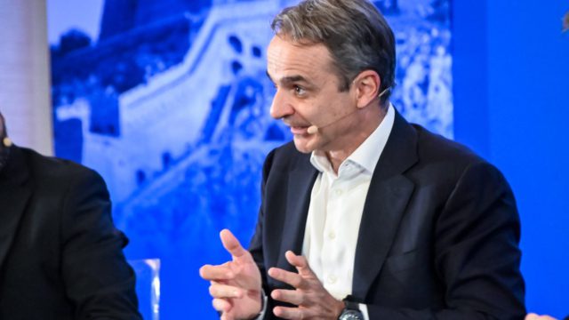 Μητσοτάκης από Ναύπλιο: Τα 36 δισ. του Ταμείου Ανάκαμψης δεν θα είχαν επενδυθεί χωρίς επιτελικό κράτος, δεν γίνεται πολιτική στα κουτουρού