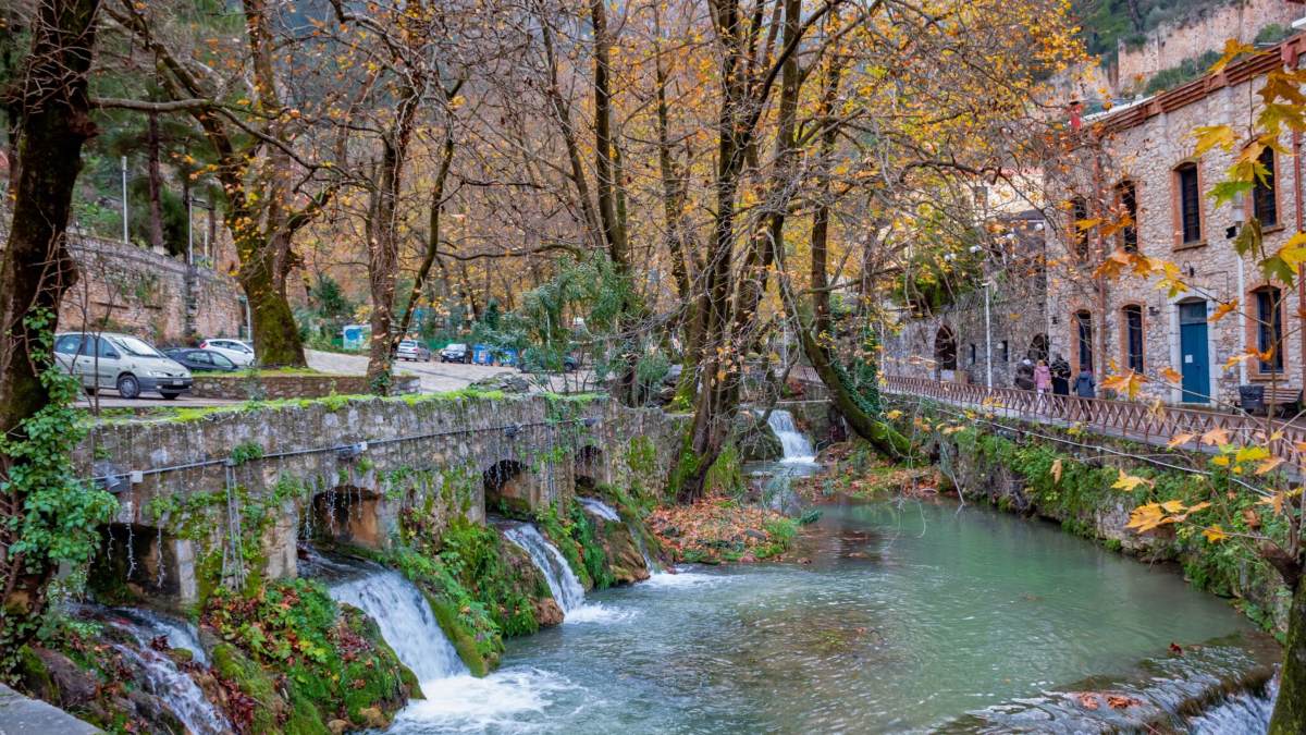Σε μόλις 1,5 ώρα διαδρομής, κάποιος μπορεί να βρεθεί σε ένα εντελώς διαφορετικό περιβάλλον