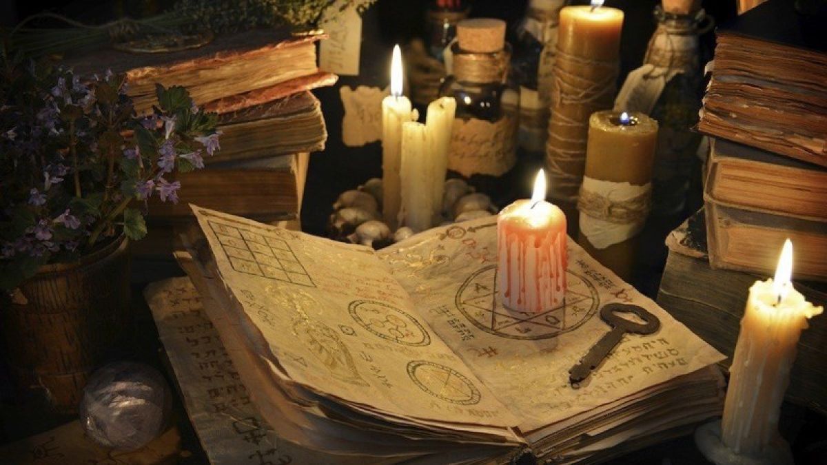 Προσοχή: Τα πιο δυνατά μάγια γίνονται την Μεγάλη Εβδομάδα και αυτοί είναι οι λόγοι