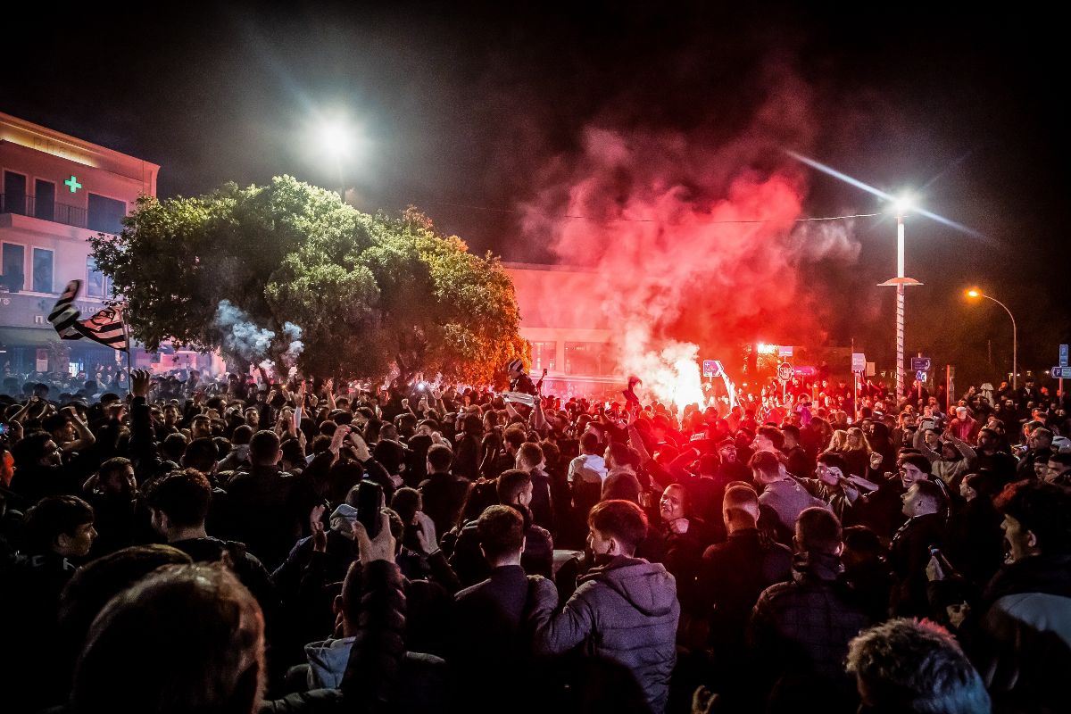 Ο ΟΦΗ γλεντά και πικάρει τον ΠΑΟΚ
