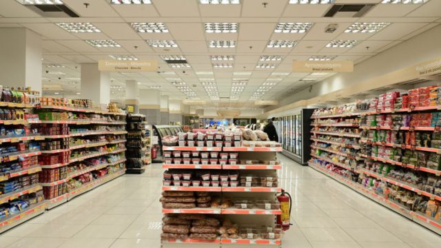 Πότε ανοίγουν καταστήματα, σούπερ μάρκετ και τράπεζες μετά το Πάσχα 2026