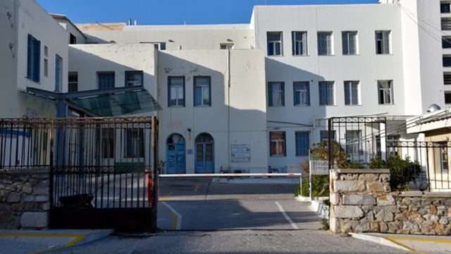 Στιγμές αγωνίας στην Σύρο: Φίδι δάγκωσε 13χρονο παιδί