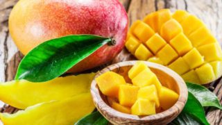 Μάνγκο: Το «γλυκό» φρούτο που διχάζει – Πόση ζάχαρη έχει και τι σημαίνει για την υγεία σας
