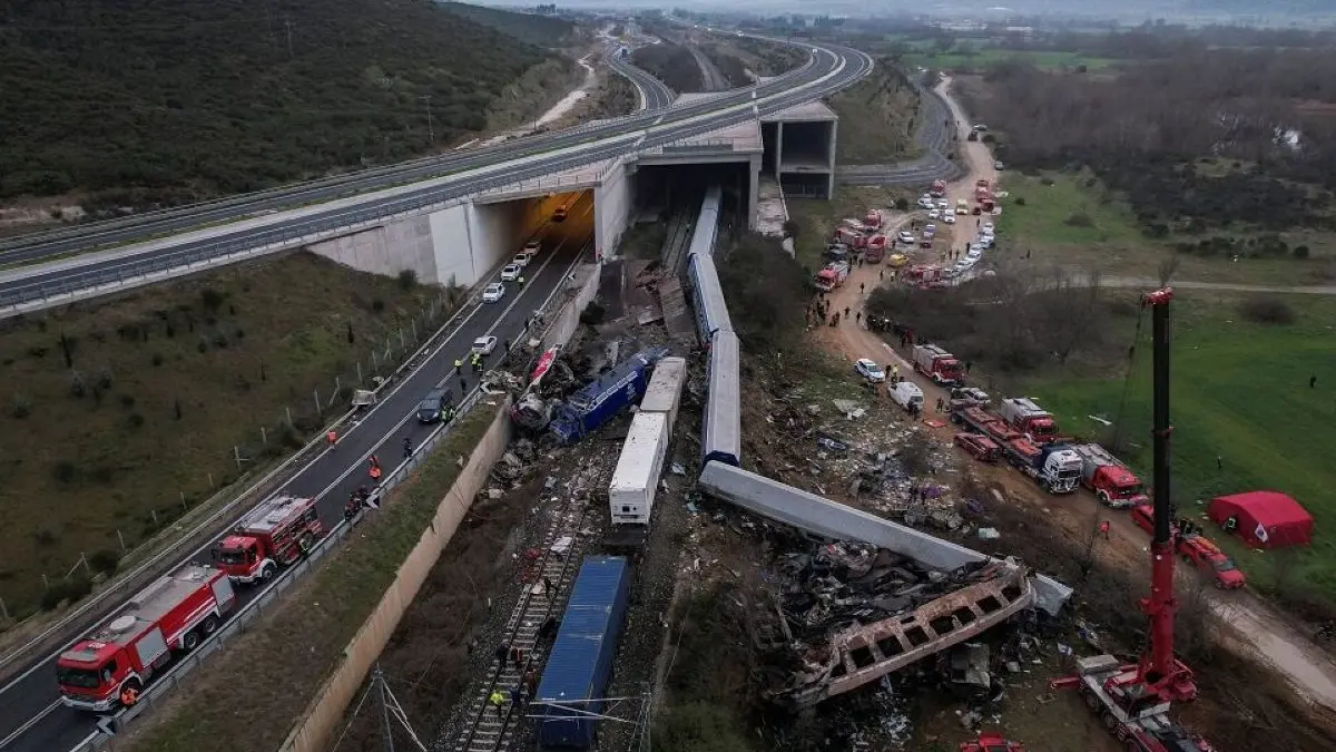 Τέμπη: Συγκίνηση και αντιπαραθέσεις σε μια δίκη που καθηλώνει
