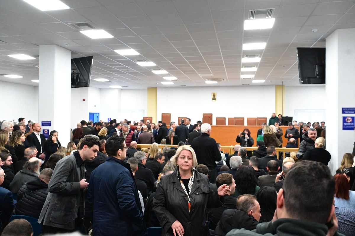 Νέες συνθήκες και αυξημένα μέτρα στη Λάρισα