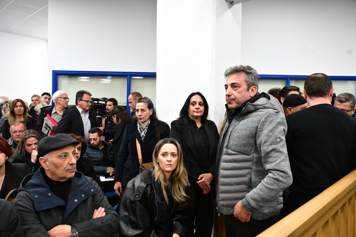 Ξανά στο εδώλιο η υπόθεση των Τεμπών