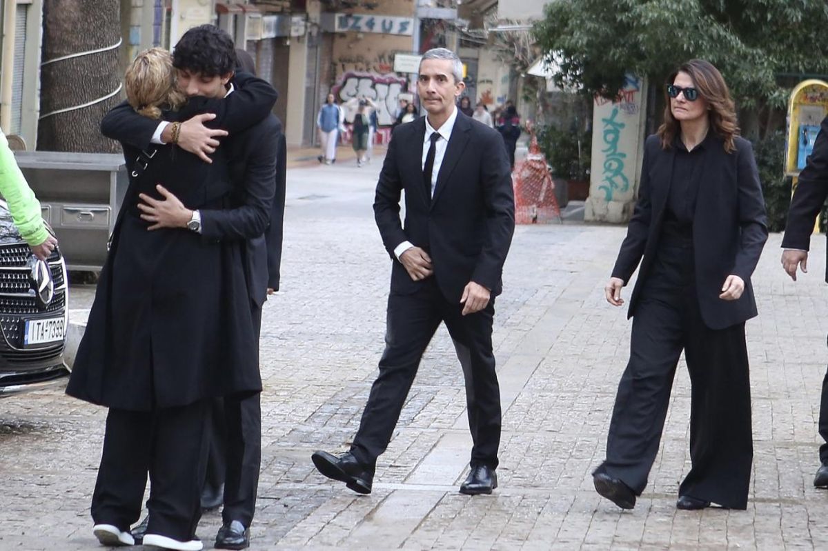 Κηδεία Μαρινέλλας