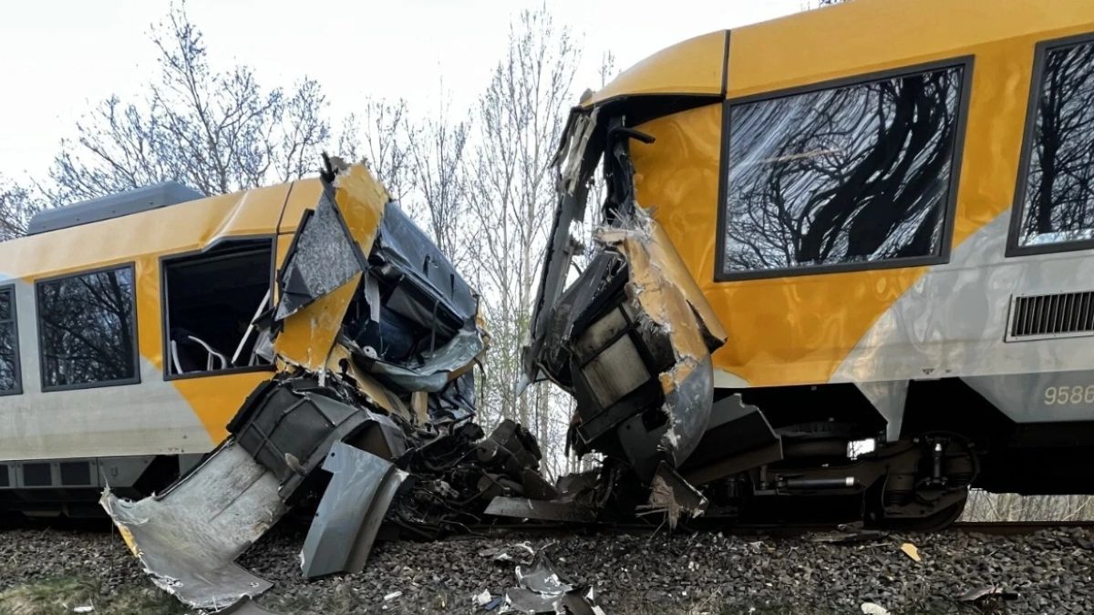 Σοκ στη Δανία: Μετωπική σύγκρουση τρένων με πολλούς τραυματίες