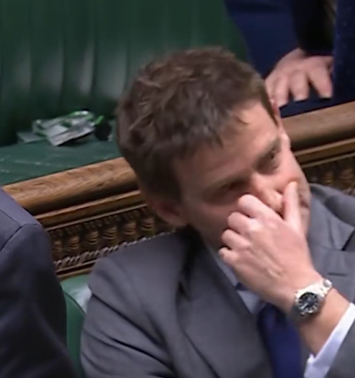 Βουλή: Βίντεο με βουλευτή κάνει τον γύρο του διαδικτύου