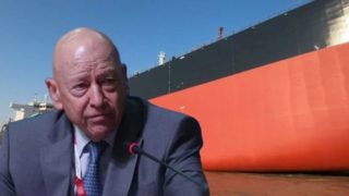 Το «αόρατο» πέρασμα του υπερδεξαμενόπλοιου Atokos: Πώς η ελληνική ναυτιλία κρατά ζωντανή την παγκόσμια αγορά πετρελαίου