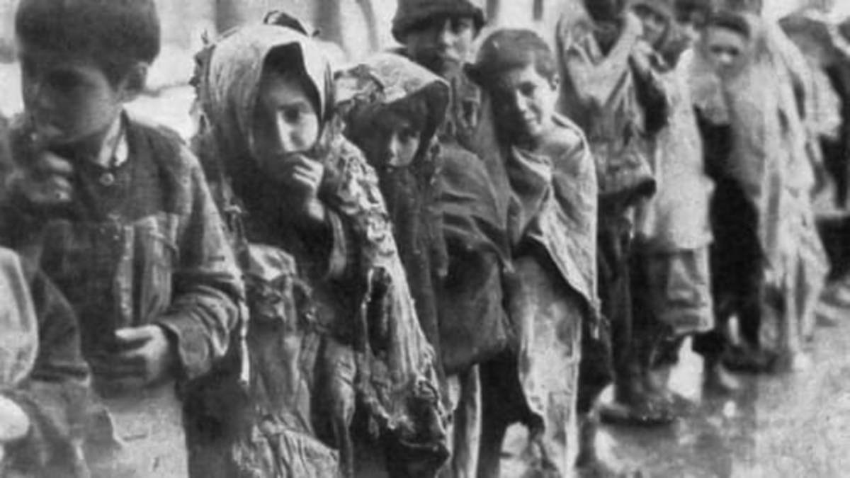 Σαν σήμερα, 24 Απριλίου 1915: Η νύχτα που σίγησαν οι φωνές – Η αρχή της Γενοκτονίας των Αρμενίων